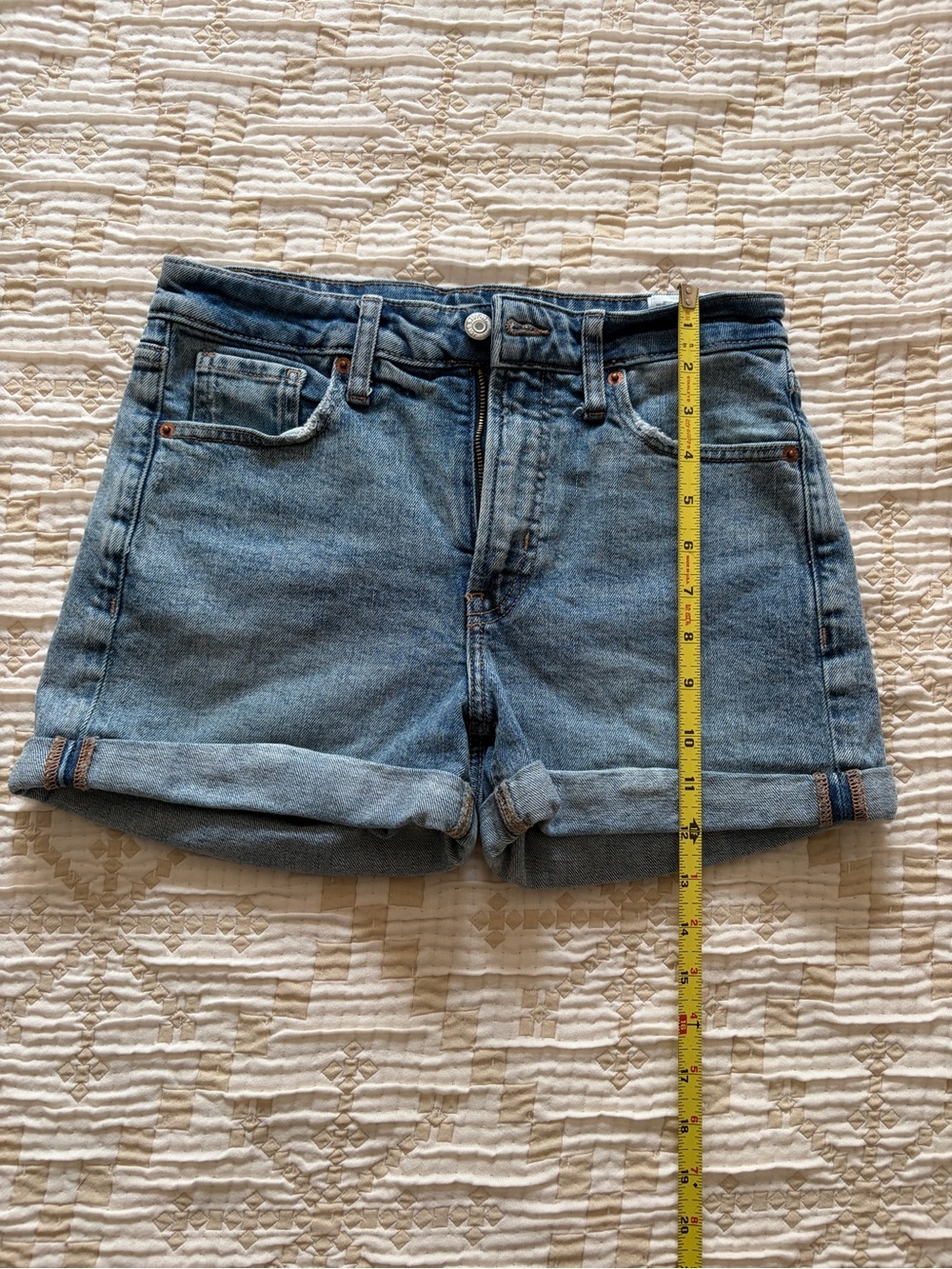 Old Navy Light Wash Rolled Cuff Denim Shorts